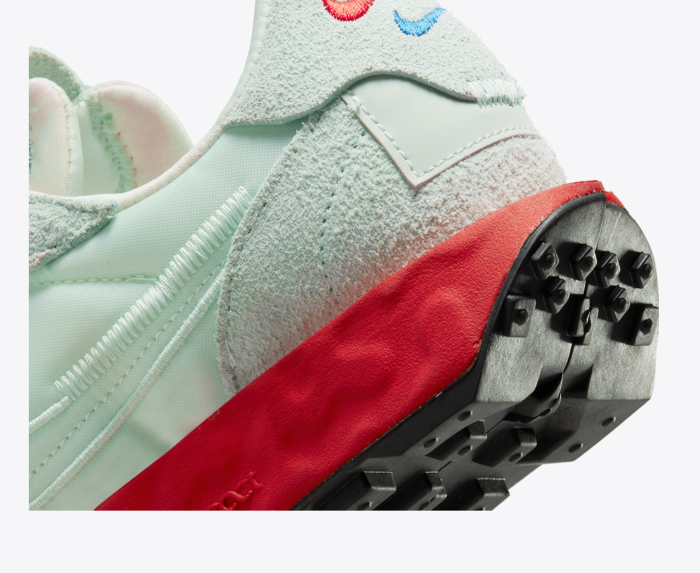 Nike - W Fontanka Waffle - VegNonVeg