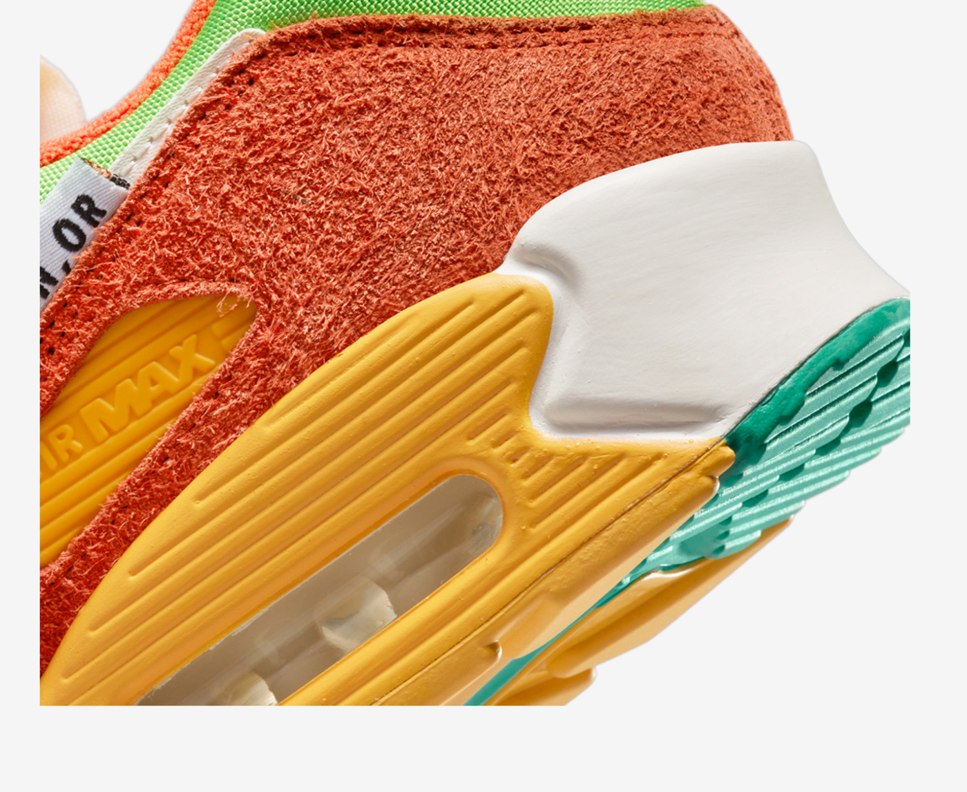 trail team gold air max