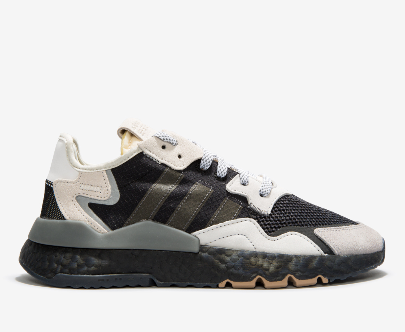 Adidas nite jogger white and online black