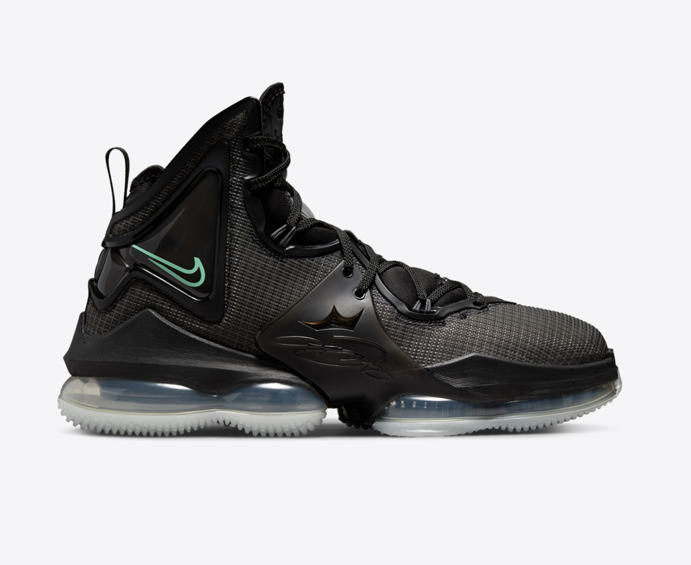 Outlet Lebron 19