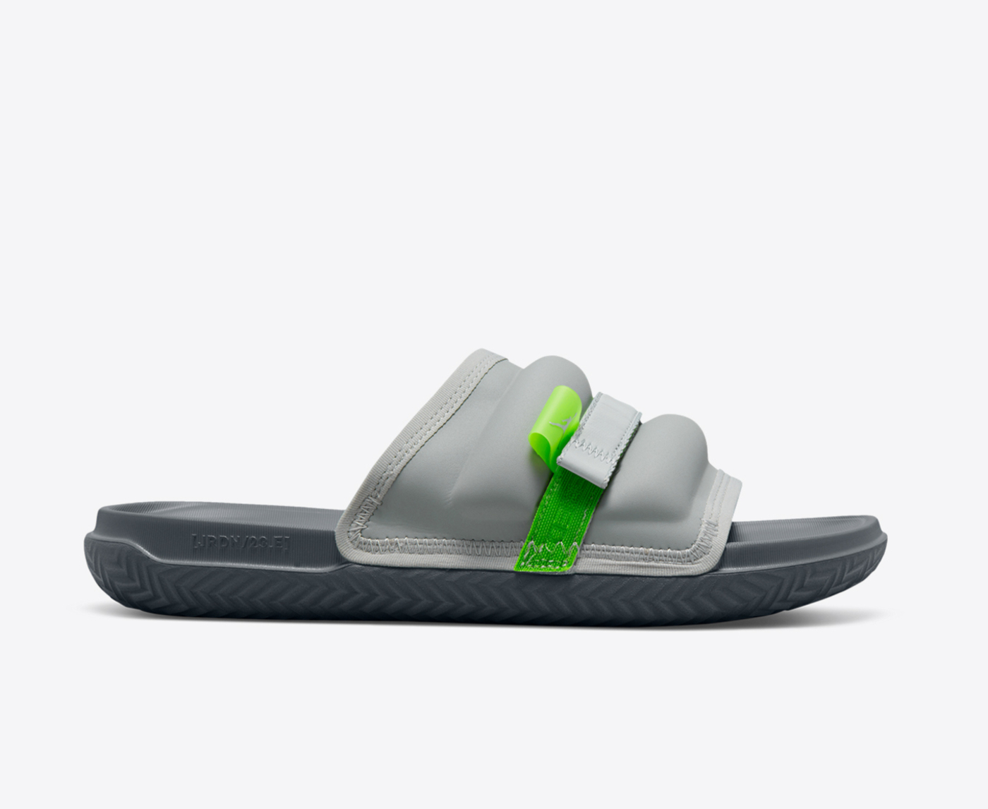 Jordan JORDAN SUPER PLAY SLIDE SILVER GREEN BEAN FLINT GREY VegNonVeg