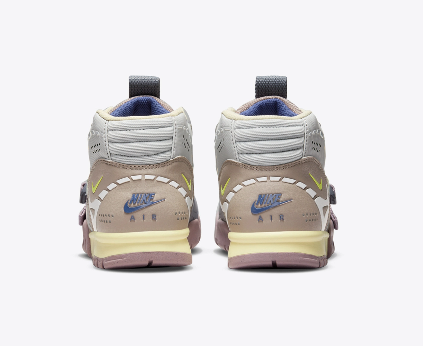 light smoke grey nike air trainer high