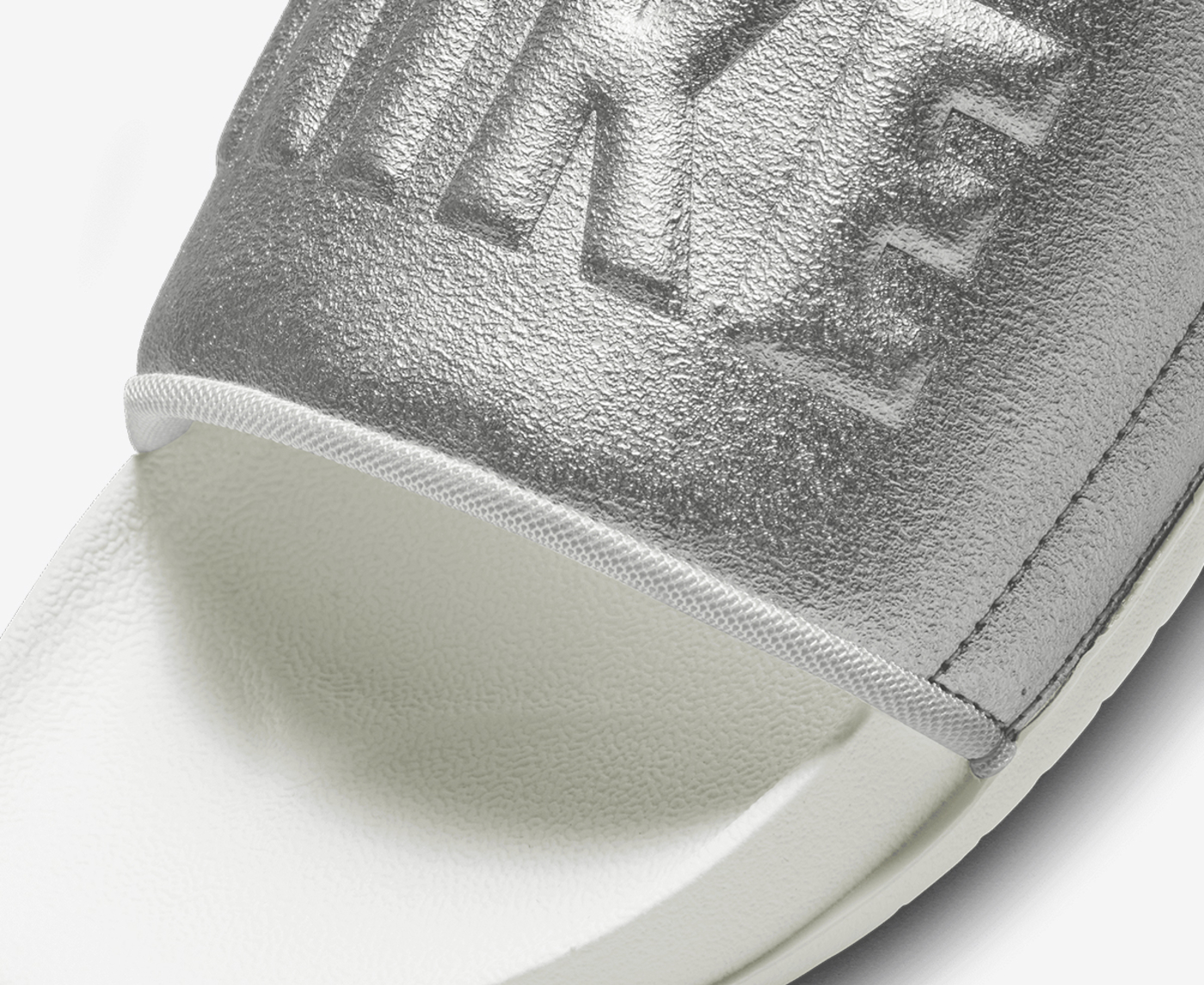 Silver nike clearance slides