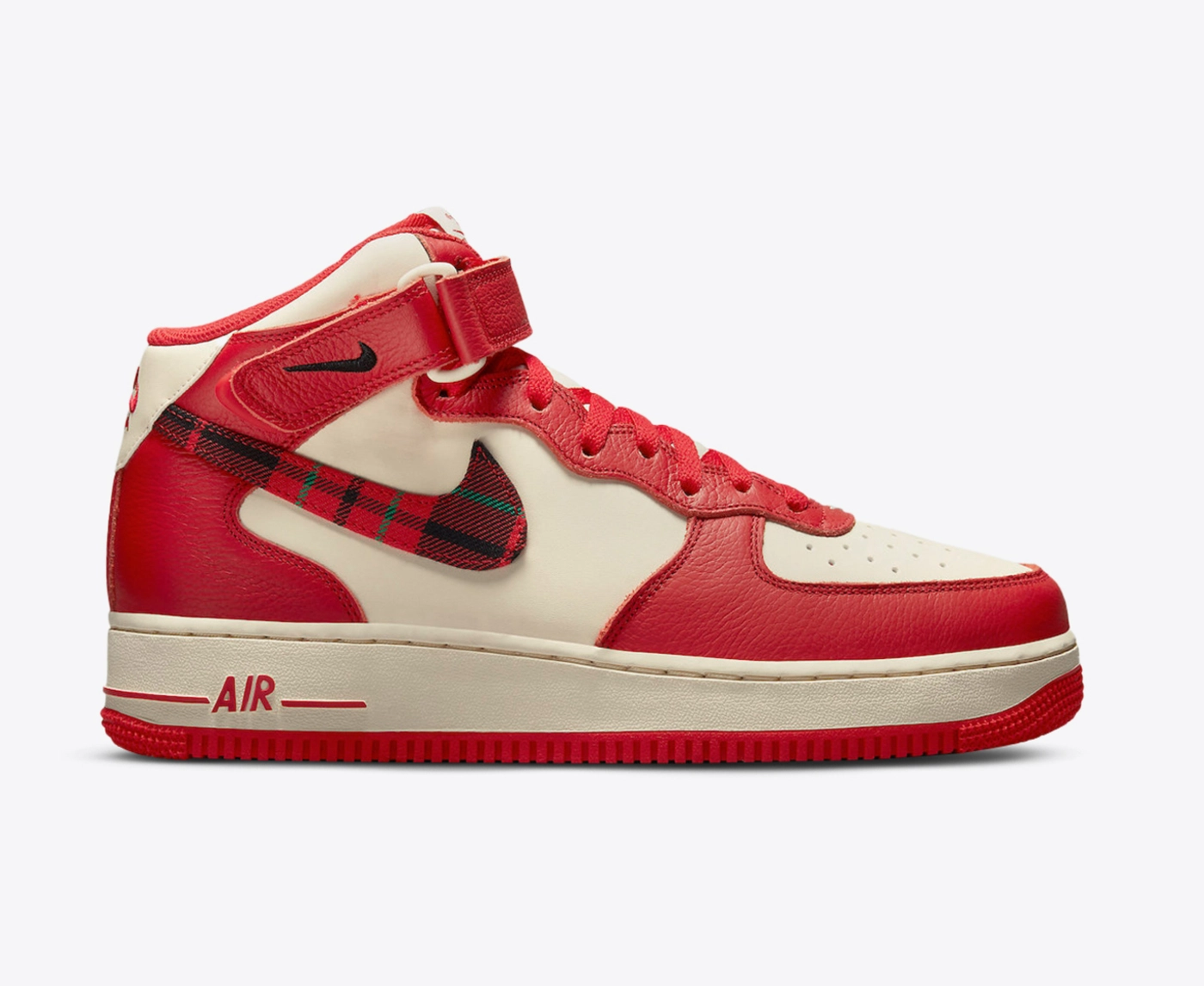靴 NIKE Air Force 1 Mid URAWA REDS NIKE FOOTBALL × URAWA REDS 20th Anniversary 限定デザイン