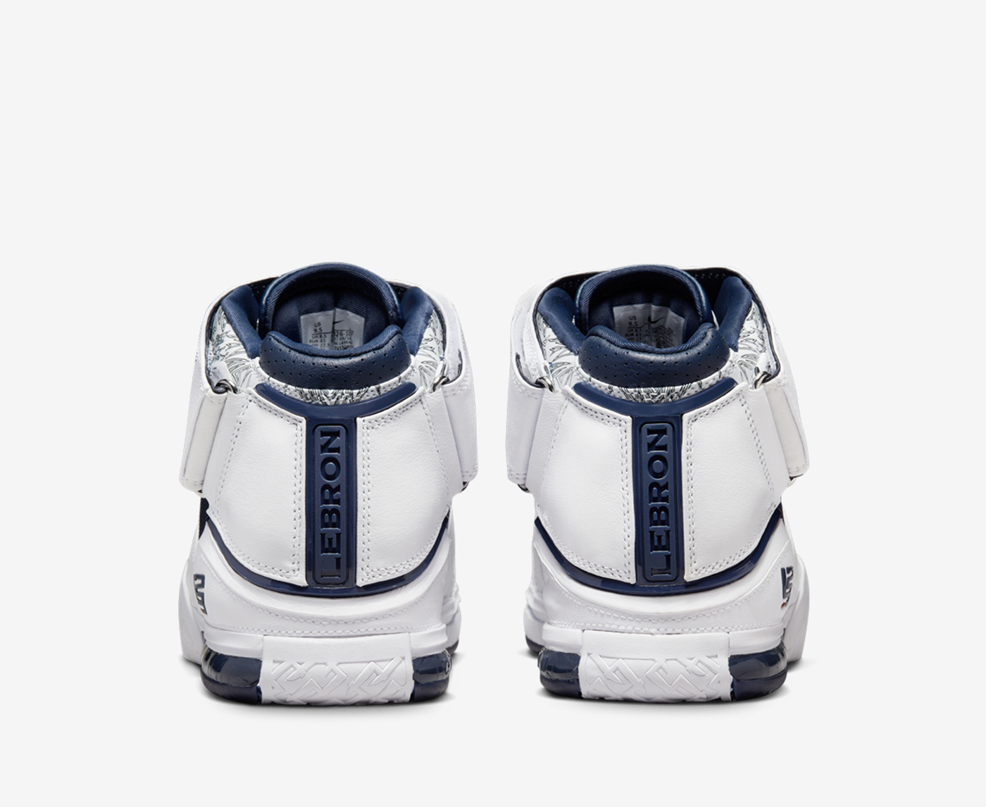 Lebron navy clearance blue shoes