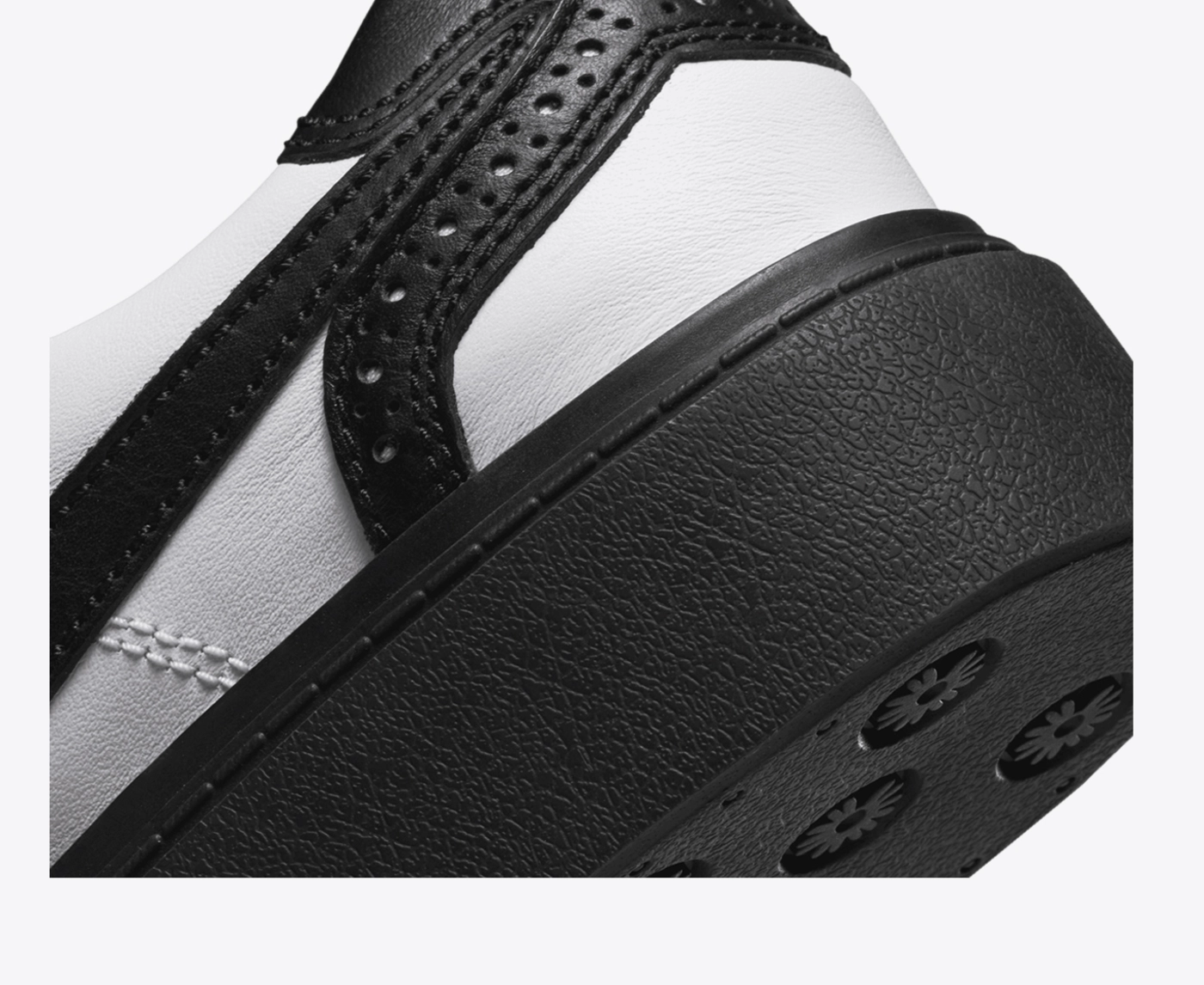 Nike - Kwondo1 / Peaceminusone - VegNonVeg