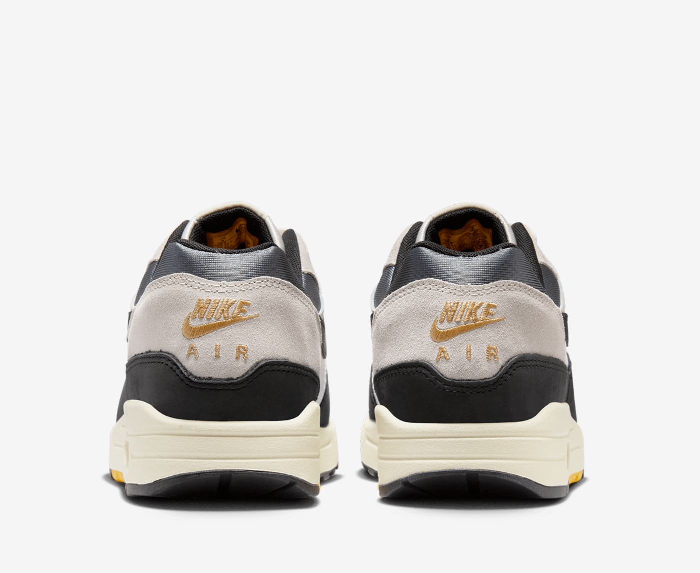 Air max hotsell one carhartt