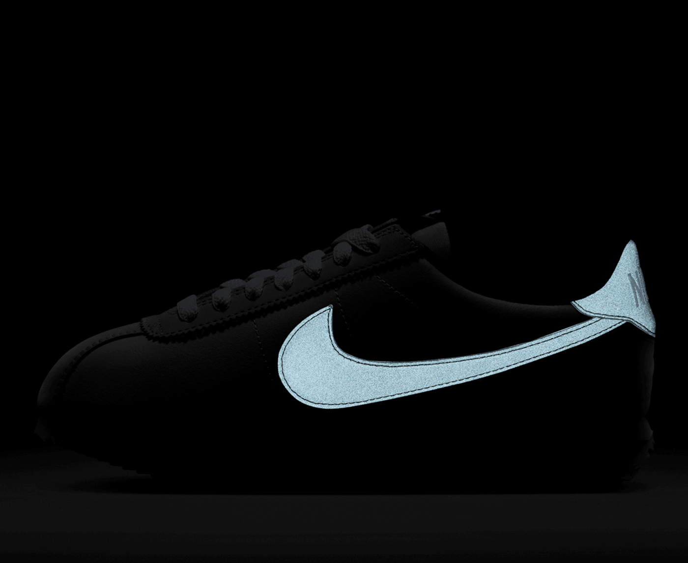 Nike classic cortez on sale black