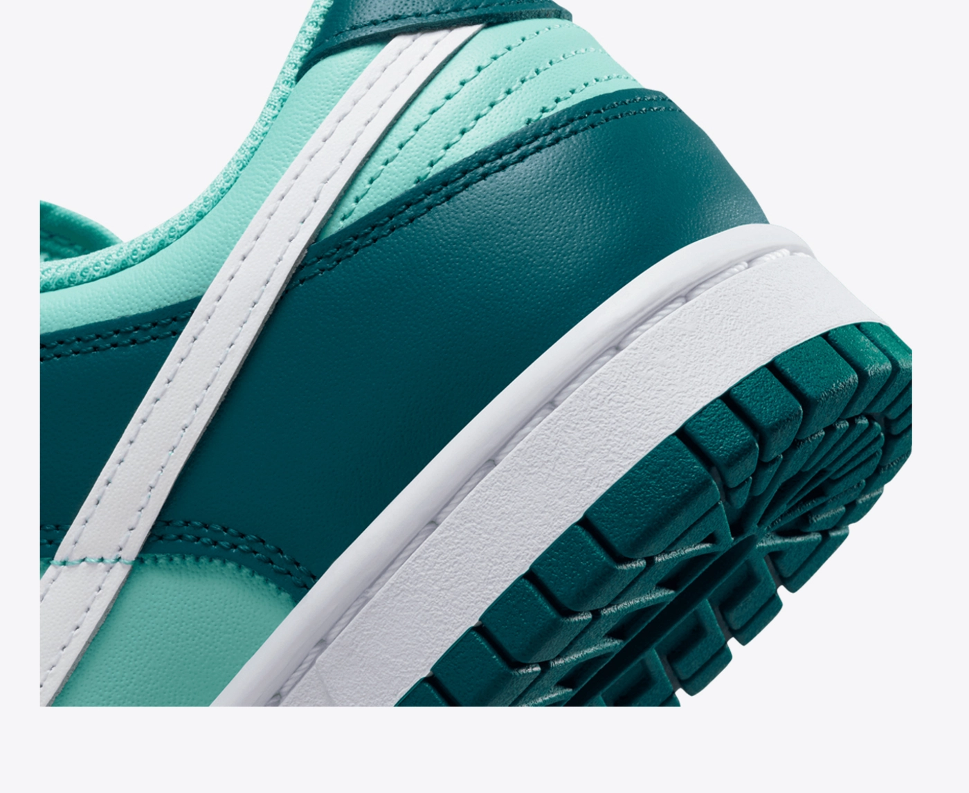 Nike - Buy NIKE DUNK LOW 'GEODE TEAL/WHITE-EMERALD RISE