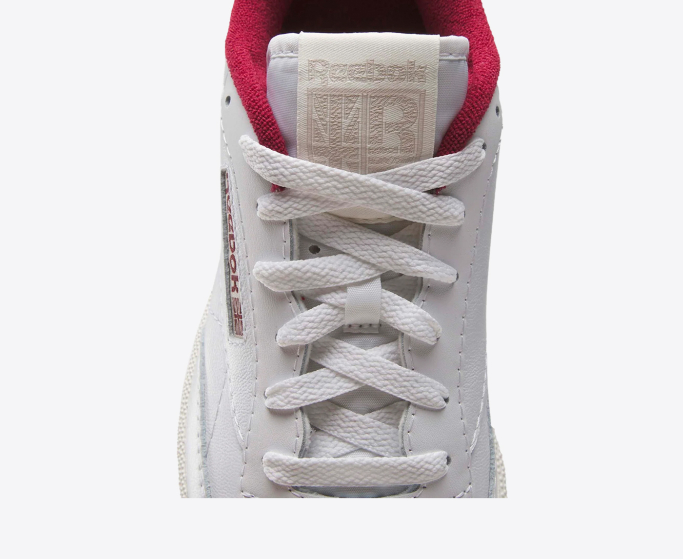 Reebok club c on sale 85 chalk red