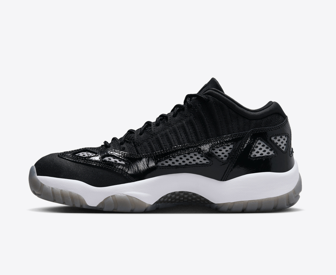 Jordan - Elevate your sneaker game with the trendy NIKE AIR JORDAN 