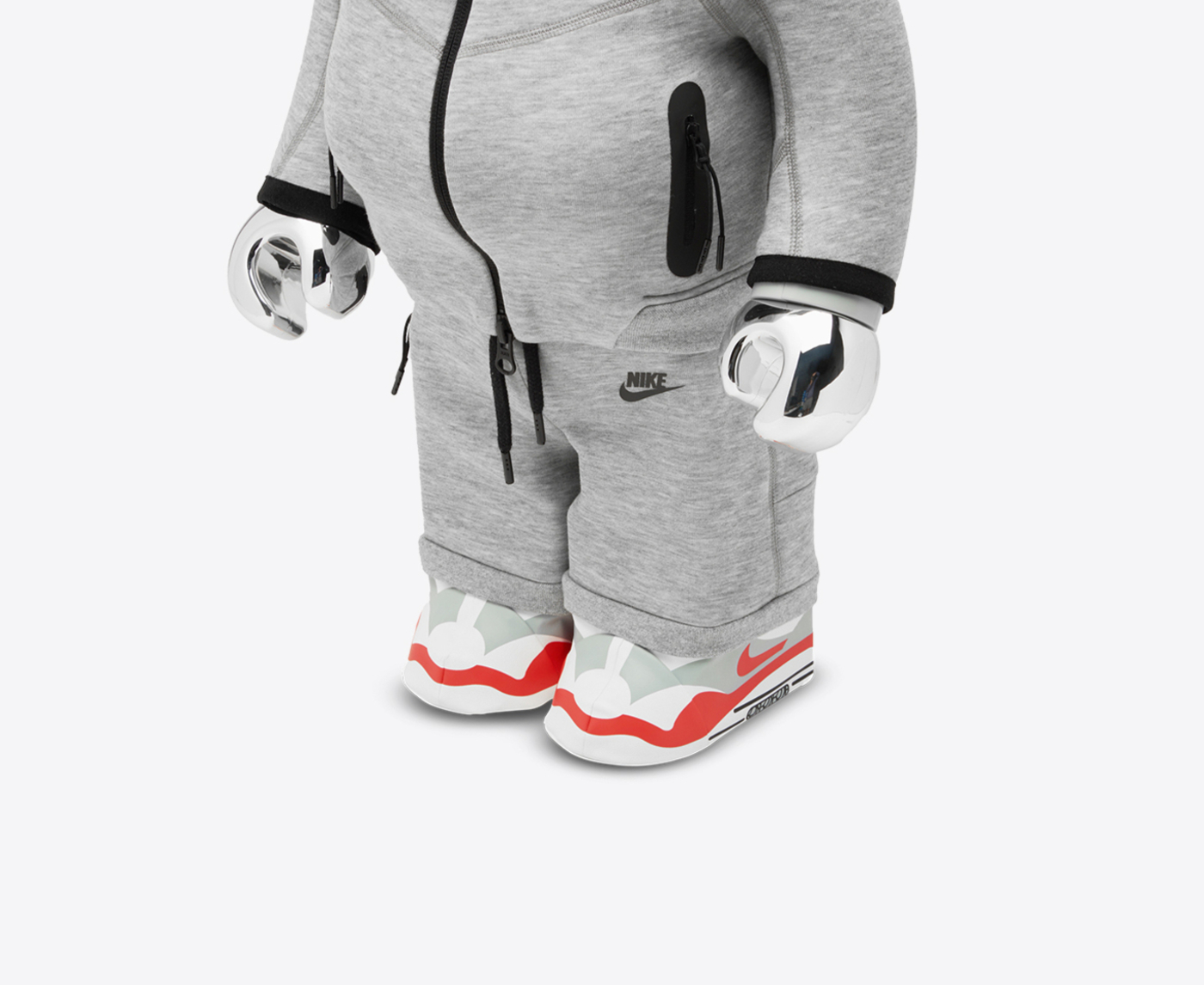 MEDICOM - NIKE X BEARBRICK TECH FLEECE N98 1000% - VegNonVeg