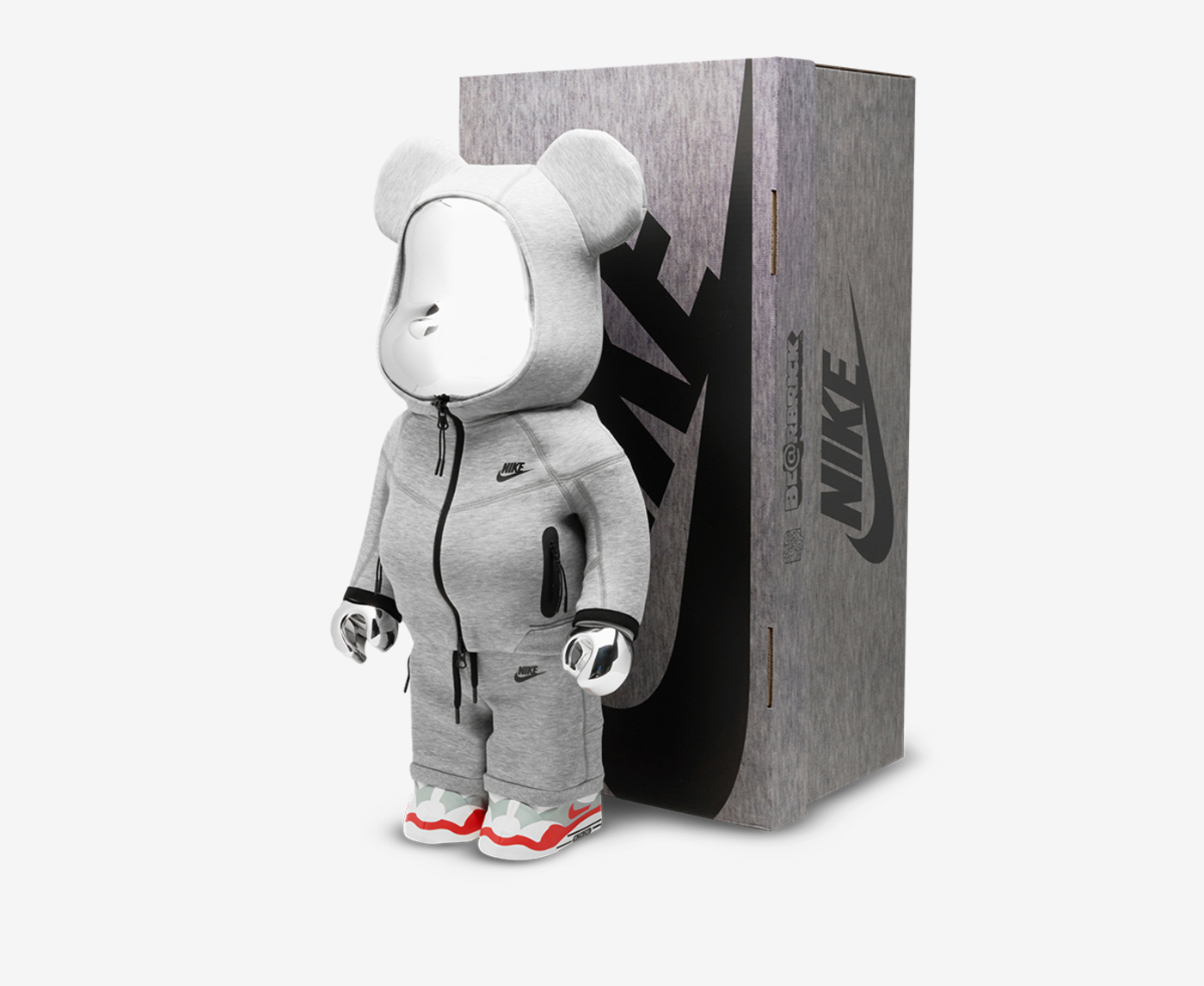 MEDICOM - NIKE X BEARBRICK TECH FLEECE N98 1000% - VegNonVeg