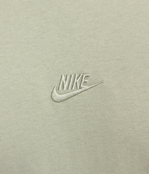 Nike - SPORTSWEAR PREMIUM ESSENTIALS TEE 'JADE HORIZON' - VegNonVeg