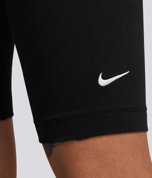 Women's Nike Dri-Fit Go High Rise 8in Short - Black