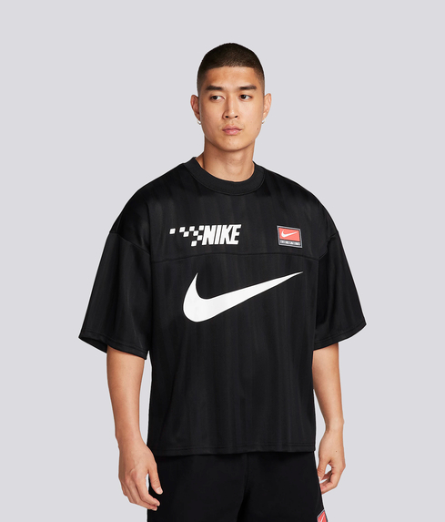 Nike - NIKE SPORTSWEAR TREND SHORT SLEEVE TOP 'BLACK/WHITE' - VegNonVeg