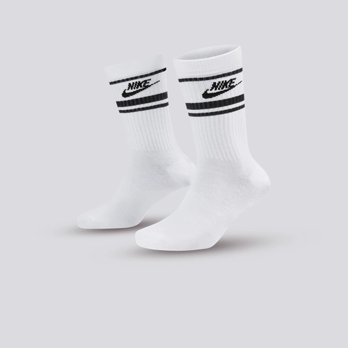 nike sportswear essential socks
