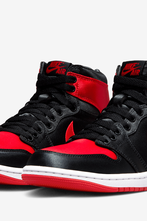 Jordan 1 black store university red white