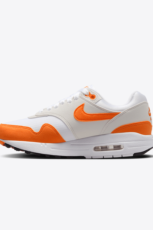 Black white and orange nike hot sale air max