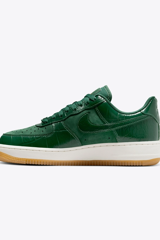 スニーカー Nike Air Force 1 Low '07 LX OIL GREEN CARGO KHAKI Nike Air Force 1 Low '07 LX Oil Green Men's - FB8876-300 - US