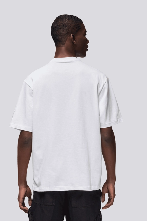 【NIKE】Jordan Sneaker Patch ベーシック半袖Tシャツ Jordan Brand Men's Sneaker Patch T-Shirt. Nike.com