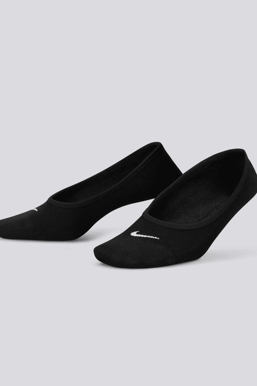 womens long black nike socks