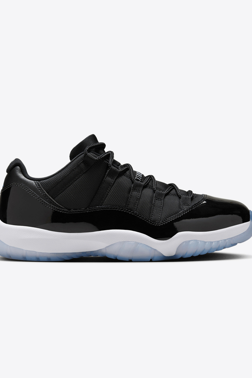 black jordans 11 womens