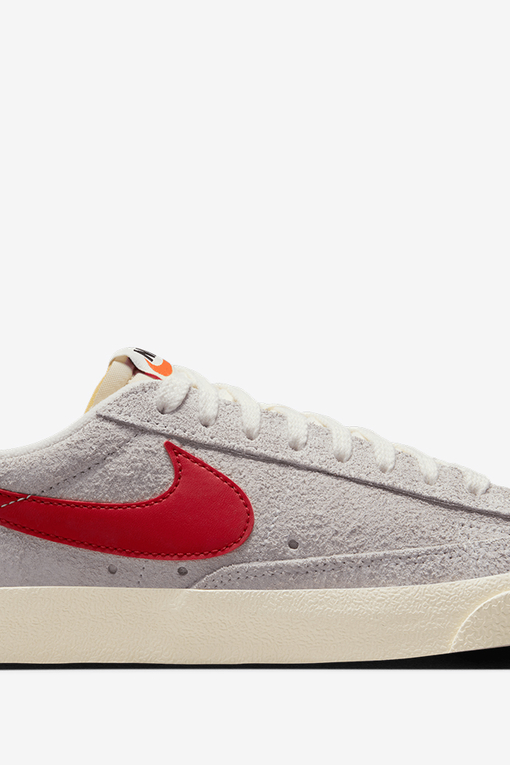 Nike - BLAZER LOW '77 VINTAGE 'SUMMIT WHITE/GYM RED-SAIL-COCONUT MILK ...