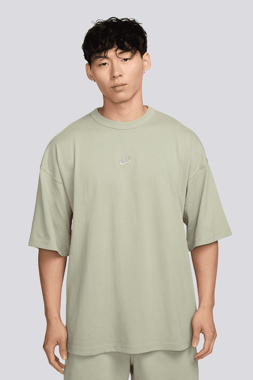 Nike - SPORTSWEAR PREMIUM ESSENTIALS TEE 'JADE HORIZON' - VegNonVeg