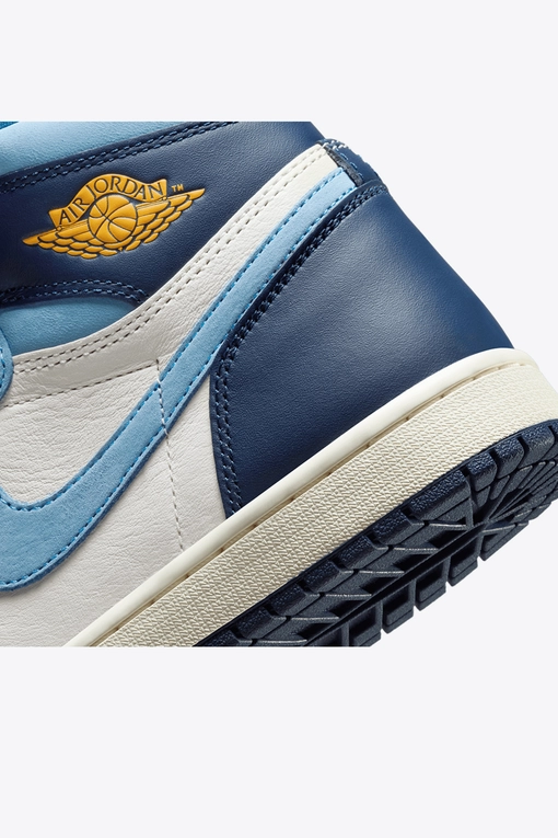 air-jordan-1-retro-high-og- 