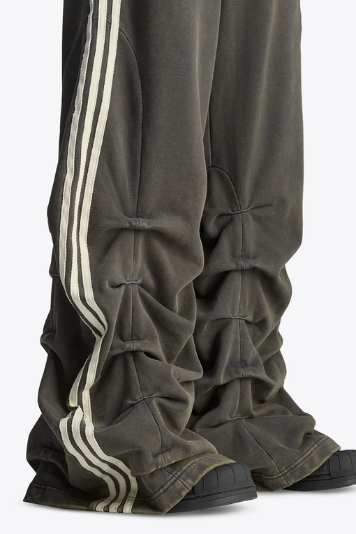 パンツ M ADIDAS AVAVAV RUCHED PANTS CARBON Adidas Originals - ADIDAS ORIGINALS X AVAVAV RUCHED PANTS