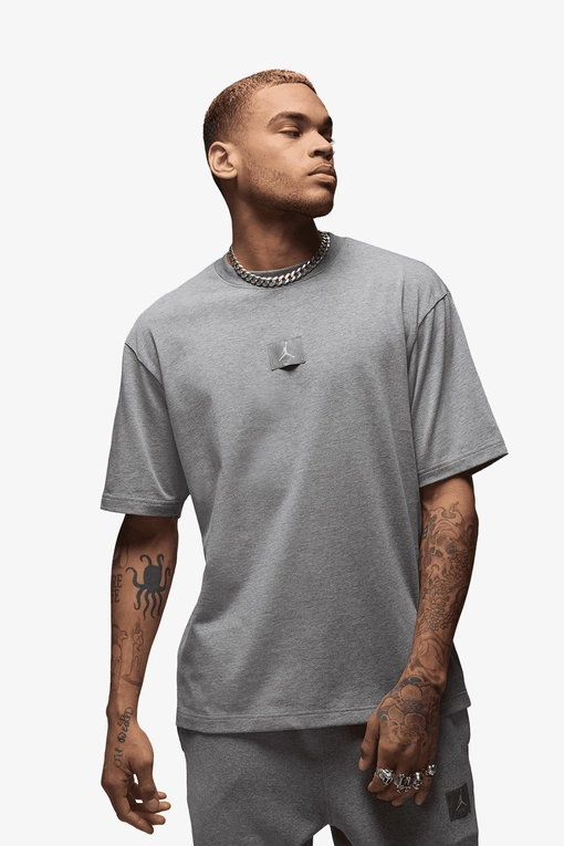 Jordan - JORDAN FLIGHT ESSENTIALS 85 SHORT SLEEVE CREW TEE CARBON