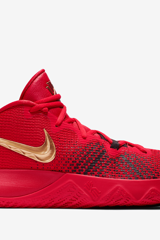 Nike kyrie flytrap hotsell red & gold