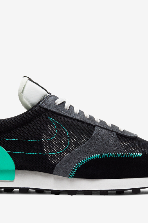 nike daybreak type black menta