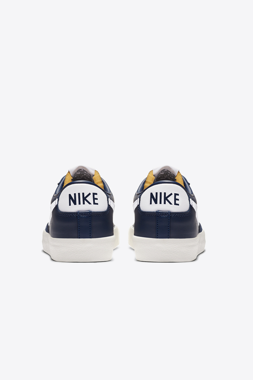 nike blazer low 77 vintage sail navy gum