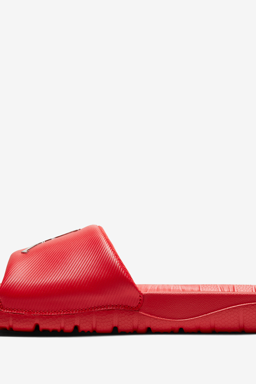 Red on sale jordan slides