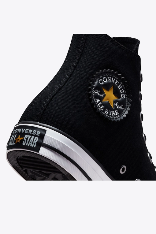 X Basquiat Chuck Taylor All Star
