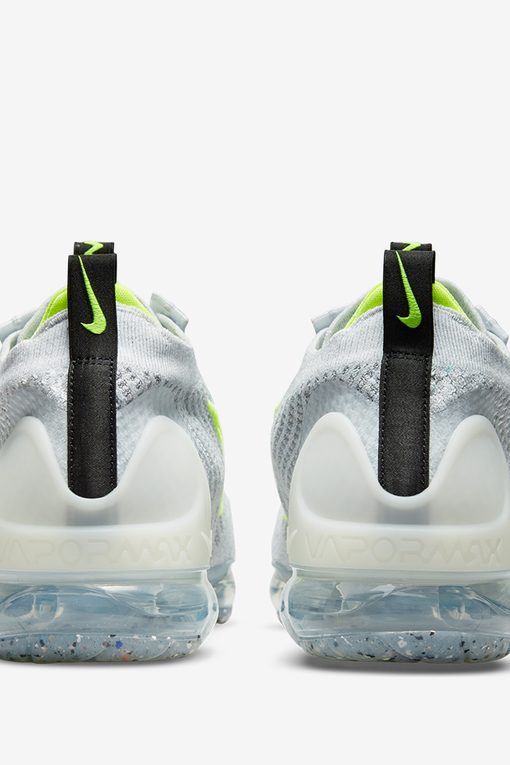 Air vapormax hotsell 2019 white volt