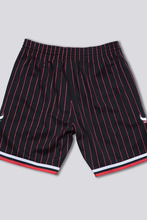 Black chicago bulls shorts hotsell