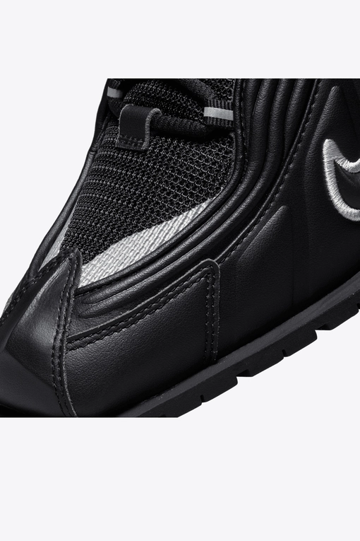 Nike - Shox Mr4 - VegNonVeg