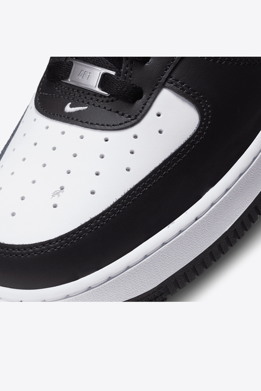 Nike NIKE AIR FORCE '07 BLACK/WHITE l BUY Men's Sneakers