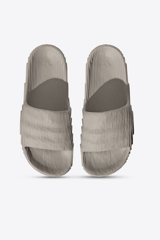 Nike adilette sandals hot sale