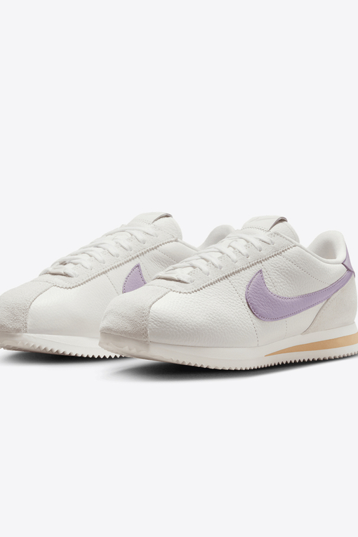 Nike W CORTEZ SE SAIL ICED LILAC SAIL CLUB GOLD