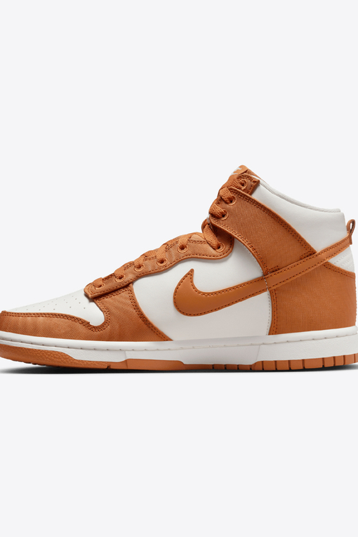 Nike - Buy NIKE DUNK HIGH RETRO  