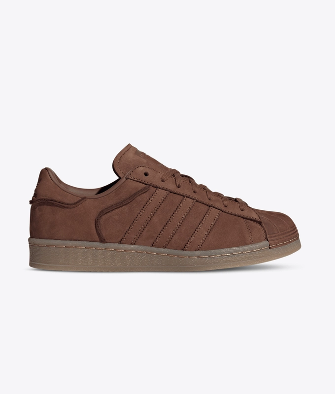 Superstar 82