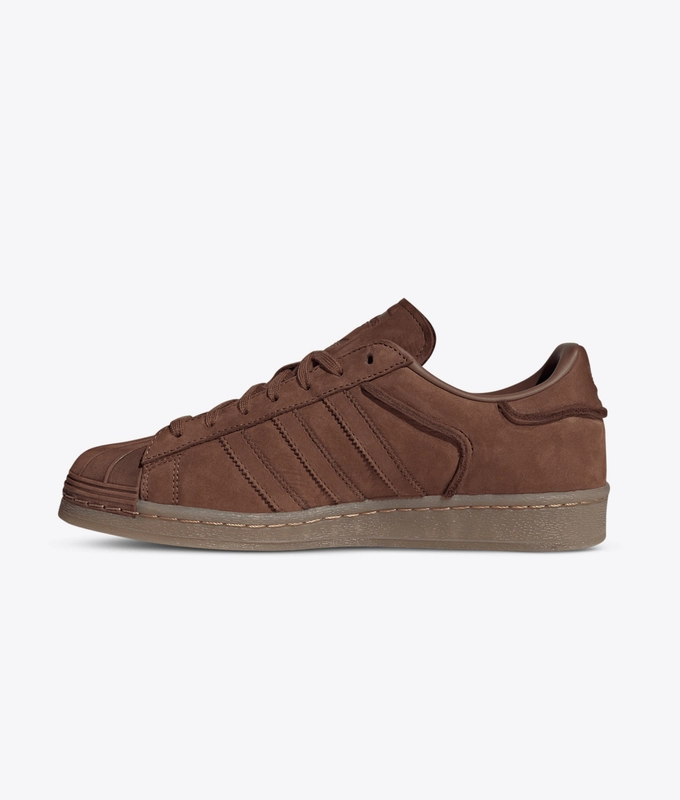 Superstar 82