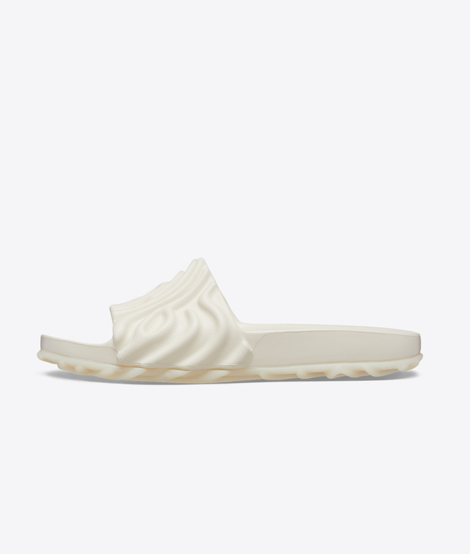 X Salehe Bembury The Pollex Slide