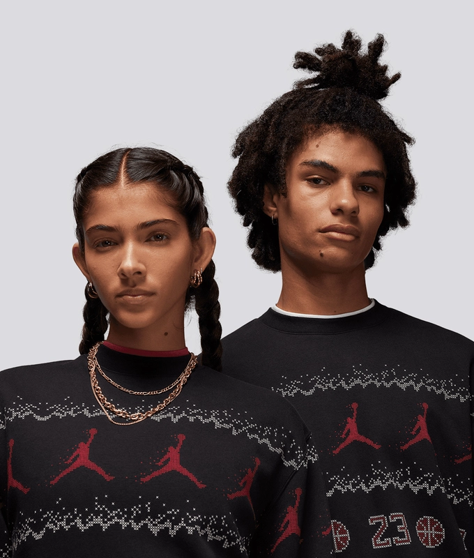 Essentials Holiday Fleece Pullover