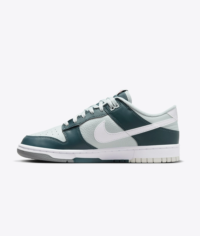 Dunk Low Retro Premium