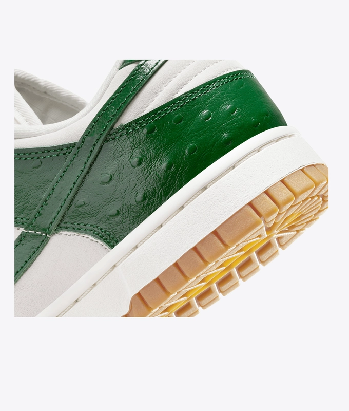 Dunk Low Lx